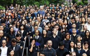 홍콩대 2천명, 학원 자유화 요구 침묵 시위