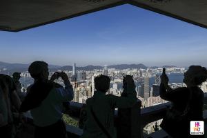 중국인들, 지난해 홍콩 보험료 30% 납입… 자산 위험 분산