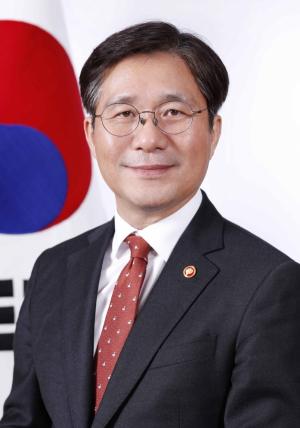 성윤모 산업부 장관, 규제 샌드박스 현장 방문
