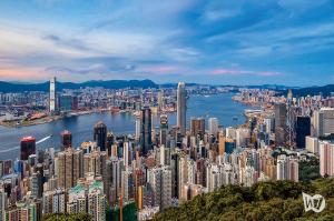 중국, 홍콩 금융시장 지원 약속… 금융 허브 강화