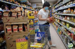 소비자위원회, 두 슈퍼마켓 구호 계획 불충분 지적