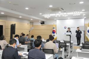 대한민국, 코로나19 백신 개발국에 합류하다.
