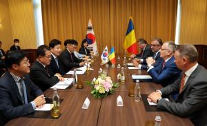 김진표 의장, “한-루-미 삼각협력을 토대로 루마니아 11조 원전사업에 한국 참여”