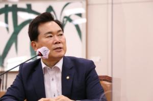 김승수 의원, 웹툰 정의 신설 및 작가 권익 보호 위한 만화진흥법 개정안 상임위 통과